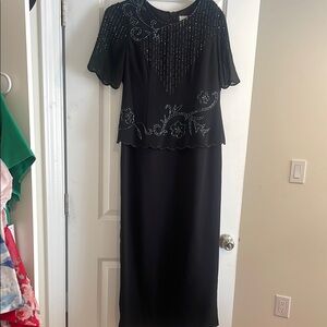 Elegant Black Flutter Sleeve Midi Dress for Cocktail Events